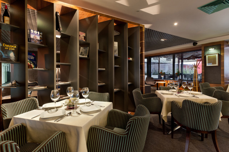 Запознайте се с THE LOUNGE